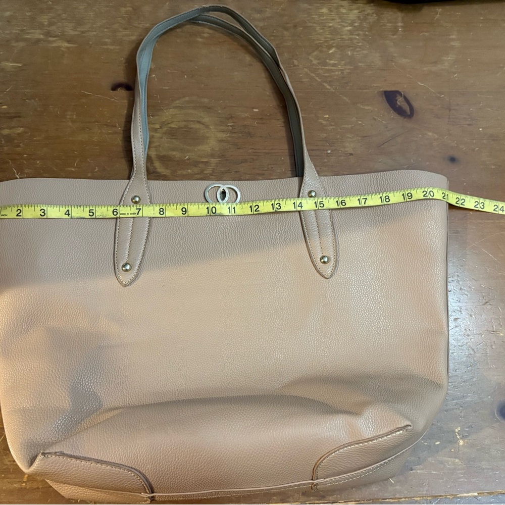 Elegant Tan Tote Bag
